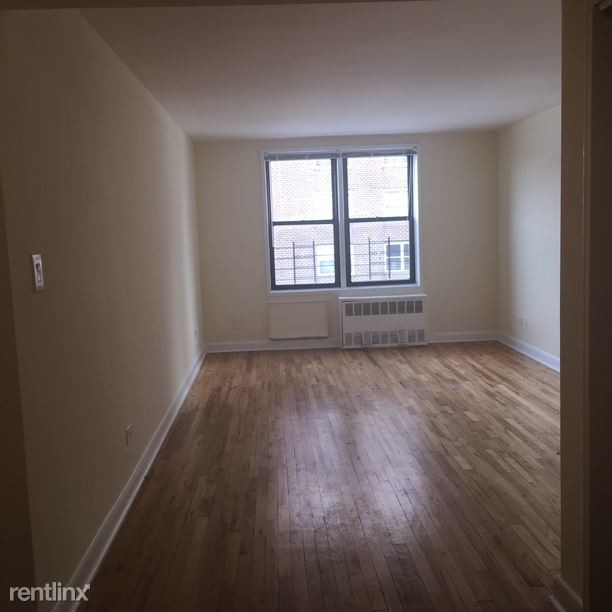 Building Photo - 4435 Colden St