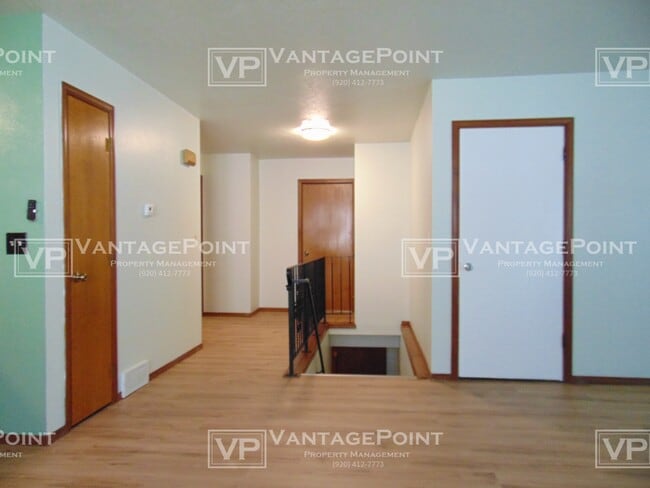 Foto del edificio - 2353 Remington Rd