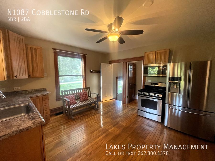Primary Photo - N1087 Cobblestone Rd