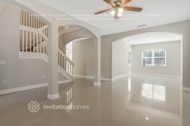 Building Photo - 1146 Lake Biscayne Way