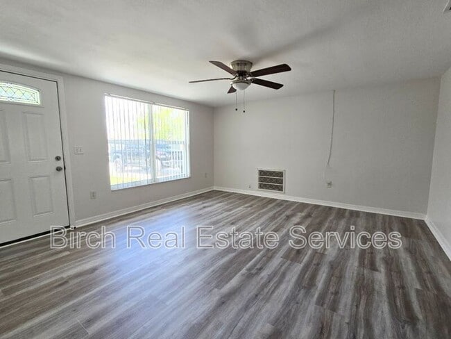 Building Photo - 7904 Ironbark Dr