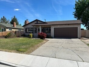Building Photo - 940 Brentwood Dr