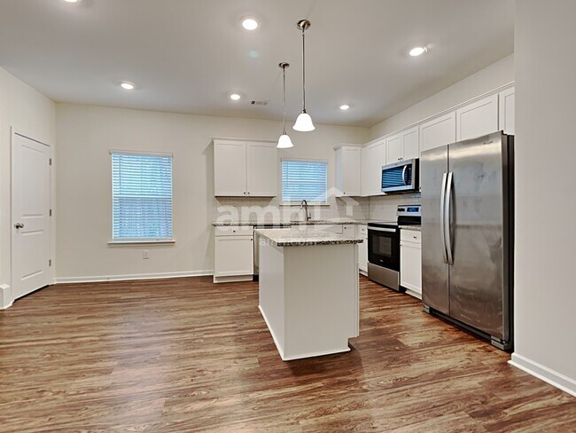 Building Photo - 169 Cheatham Hill Ln