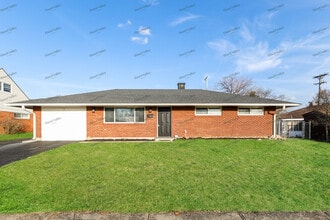 Building Photo - 5806 Resik Dr