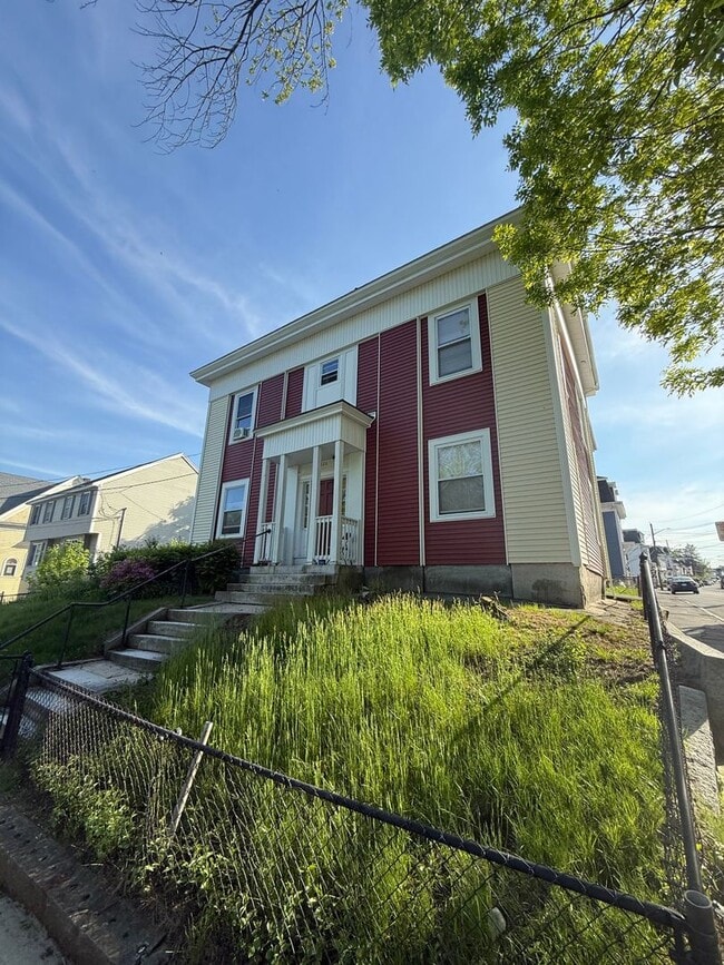 Building Photo - 426 Fletcher St