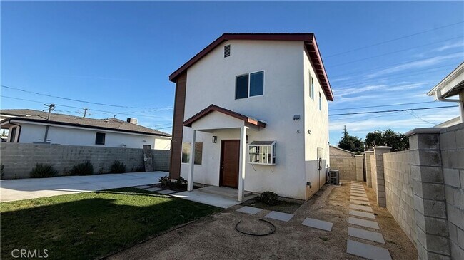 Foto del edificio - 3346 Brandon St