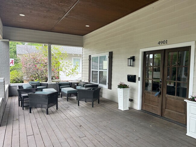 Foto del edificio - 4901 6th Ave S