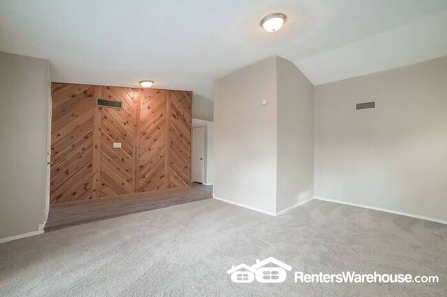 Building Photo - 3 Bedroom Phoenix Home