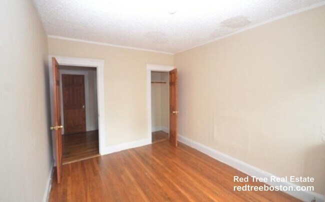 Foto del edificio - 244 Kelton St