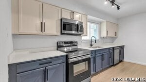 Building Photo - 258 Antrim Dr
