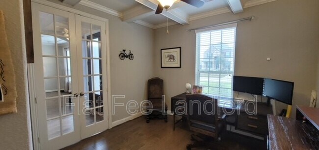 Foto del edificio - 4810 Enchanted Springs Dr