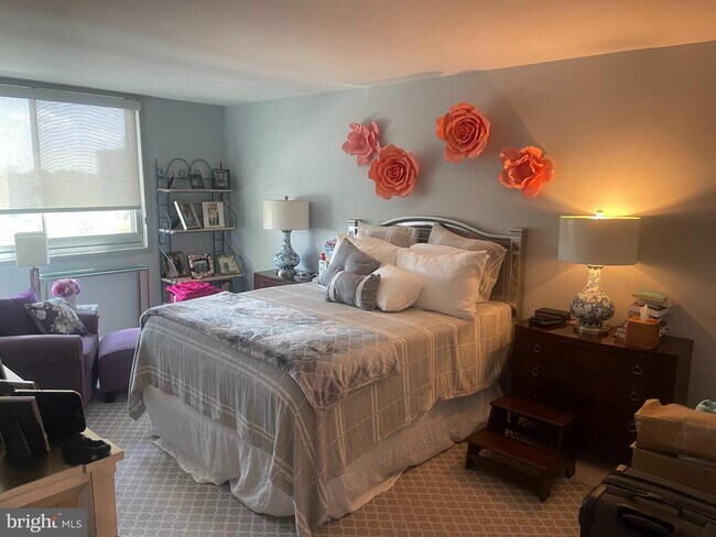 Foto del edificio - 4601 N Park Ave