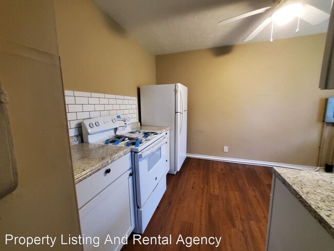 Building Photo - 2 br, 1 bath House - 2113 Sherwood Road