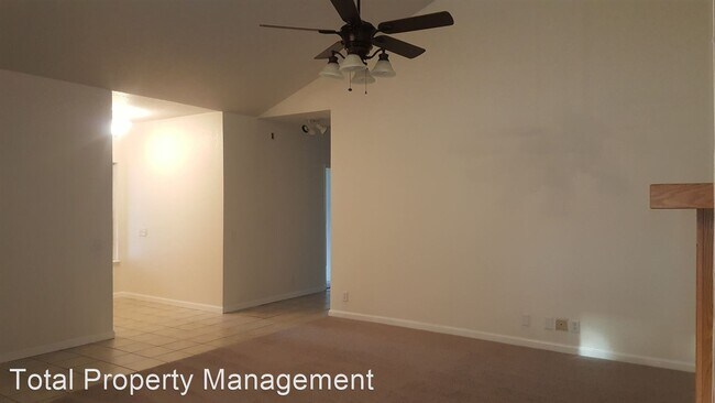 Foto del edificio - 4 br, 2 bath House - 710 N. Crumal Ct