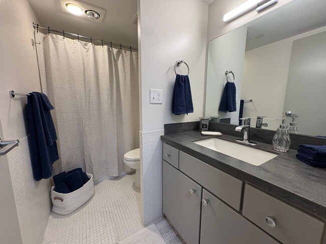 Interior Photo - Sky Park Apartments