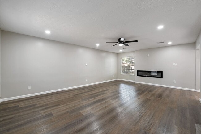 Building Photo - 12731 Retreat Trail