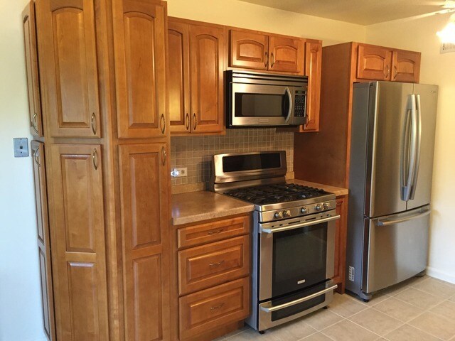 Foto del edificio - 481 Thornhill Ln