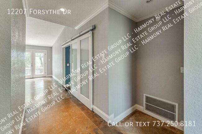 Foto del edificio - 12207 Forsythe Dr
