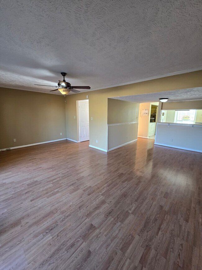 Foto del edificio - 4612 Fen Ct