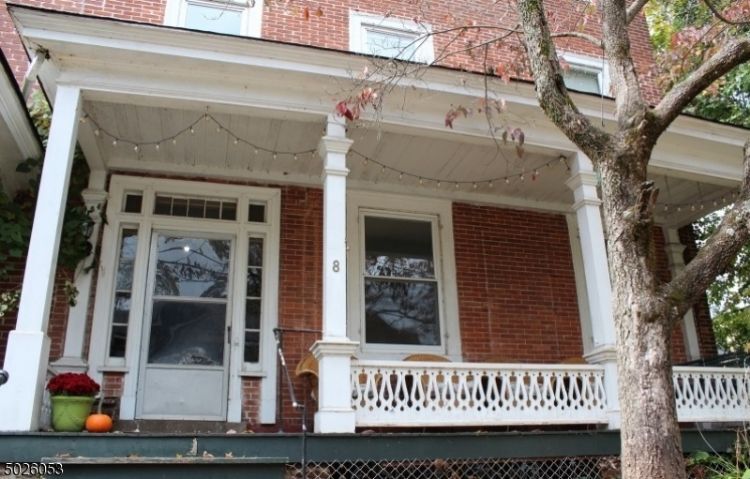 Primary Photo - 8 Trenton Ave