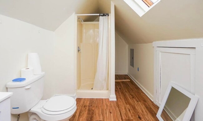 Foto del edificio - 107 Clinton Ave