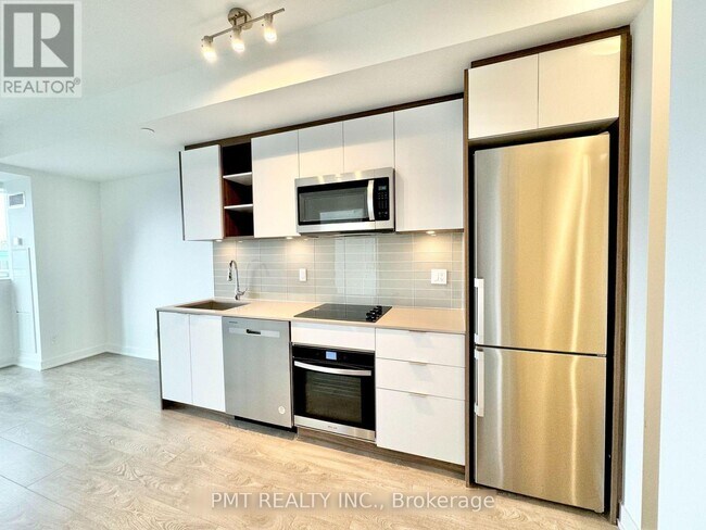 Photo du bâtiment - 543 Richmond St W