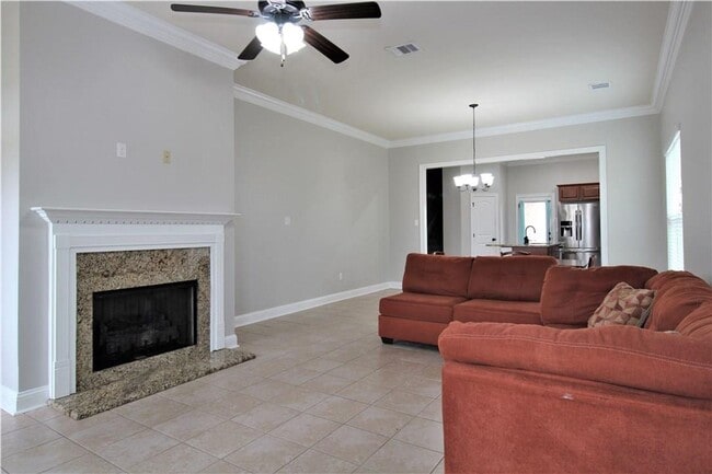 Building Photo - 4 br, 3 bath House - 984 Maize st