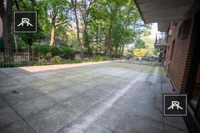 Foto del edificio - 2 bedroom in Brookline MA 02446