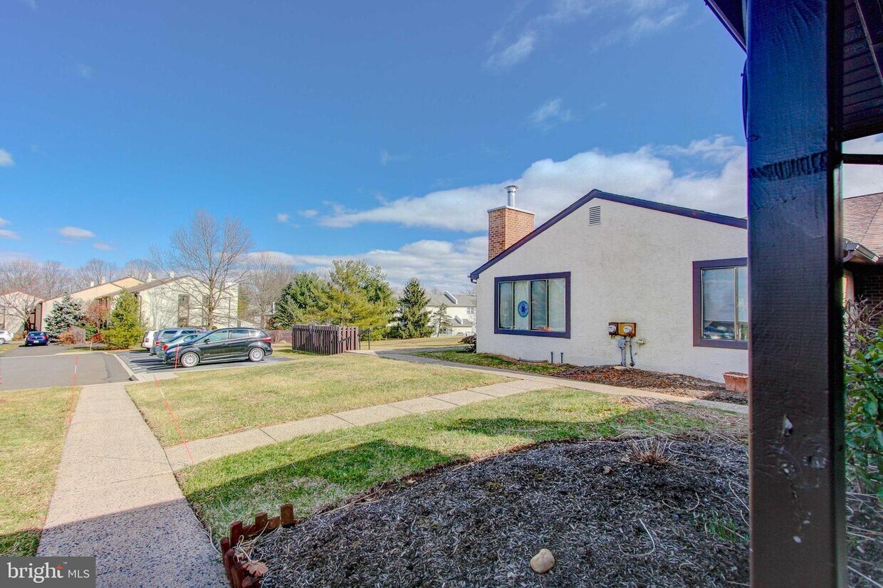 100 Palace Ct, Chalfont, PA 18914 Townhome Rentals in Chalfont PA