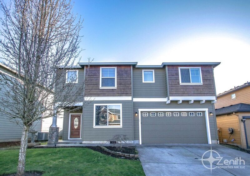 Foto principal - 3310 NW 46th Ave