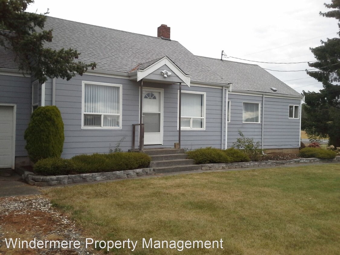Primary Photo - 3 br, 1 bath House - 888 E. Kelly Road #A