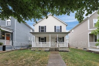 Building Photo - 1352 N 6th St