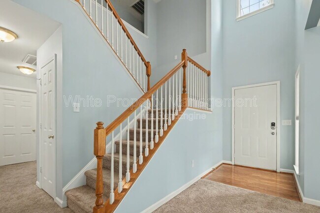 Building Photo - 13606 Red Wine Ct
