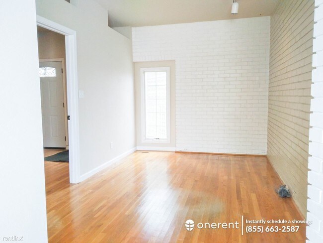 Building Photo - 4220 Aberfoil Ave