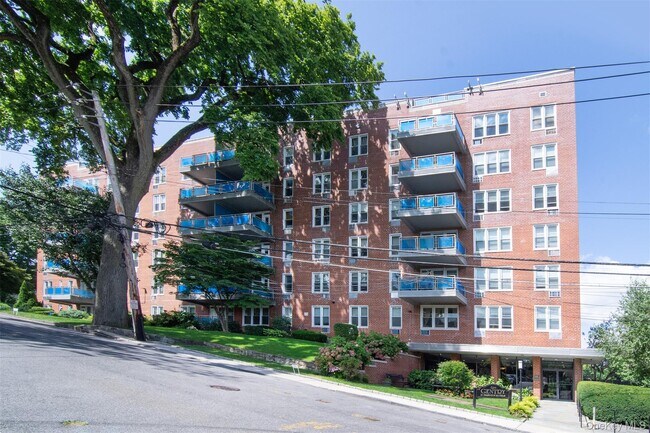 Foto del edificio - 21 Fairview Ave