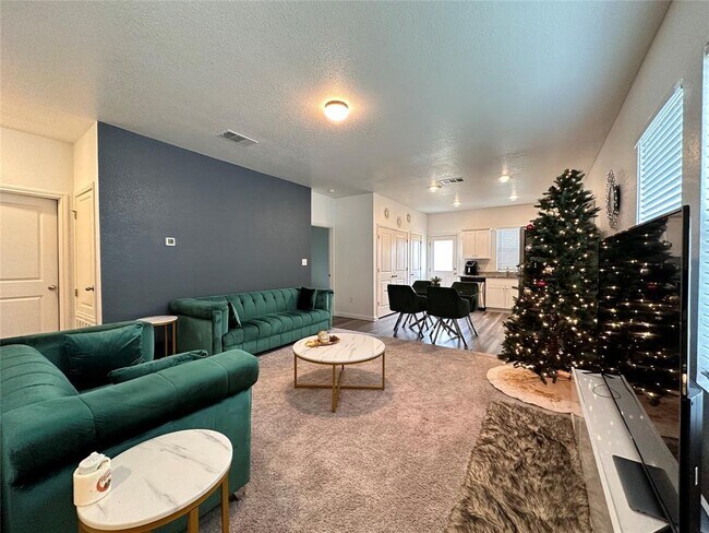 Foto del edificio - 142 Wonderful Life Way