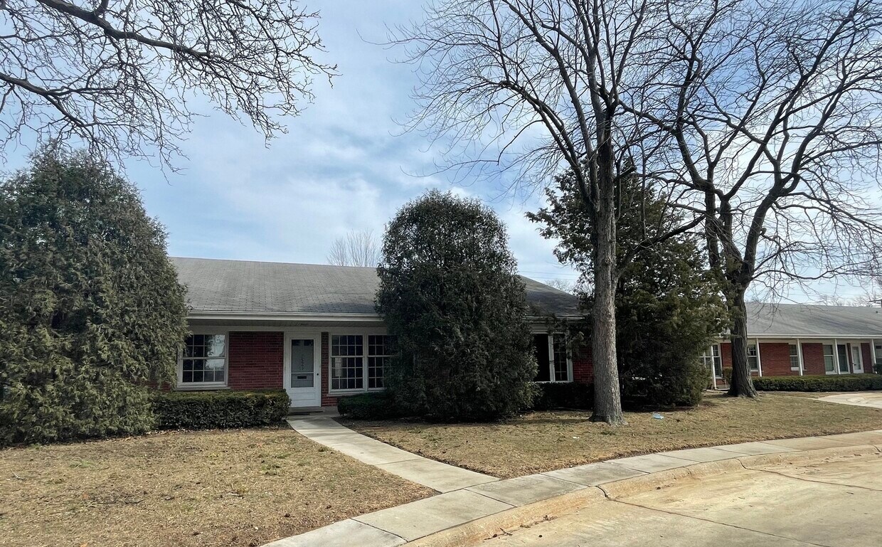 Primary Photo - 1519 Plymouth Pl