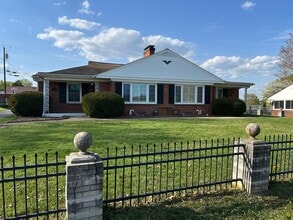 Building Photo - 3316 Troy Ave NW