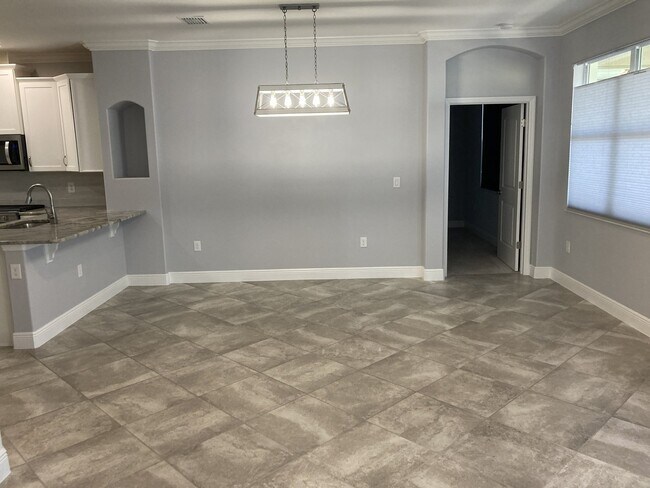 Building Photo - Waterfront Loren Cove Duplex!