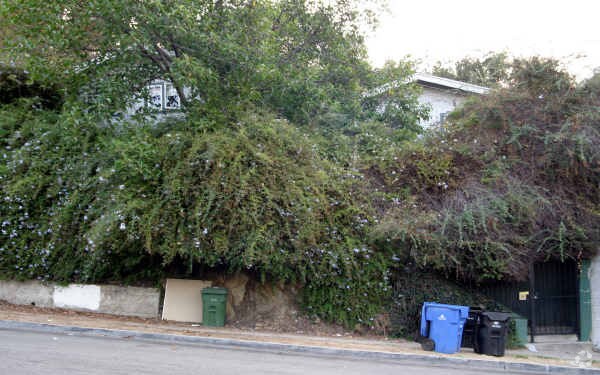 Foto del edificio - 1328 Sutherland St