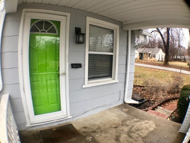 Foto del edificio - {101} Charming Waldo Home with Updates Thr...