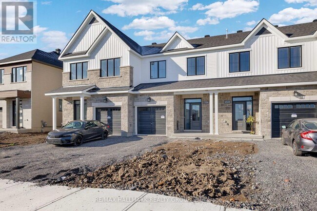 Building Photo - 2526 Esprit Dr