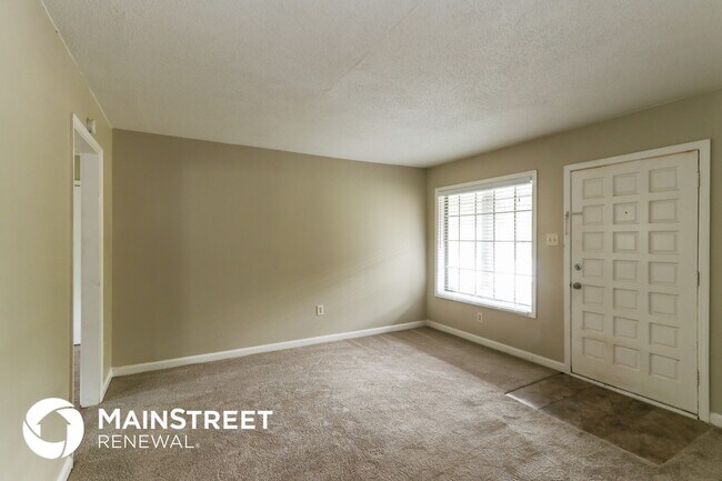 Building Photo - 4018 Sandburg St
