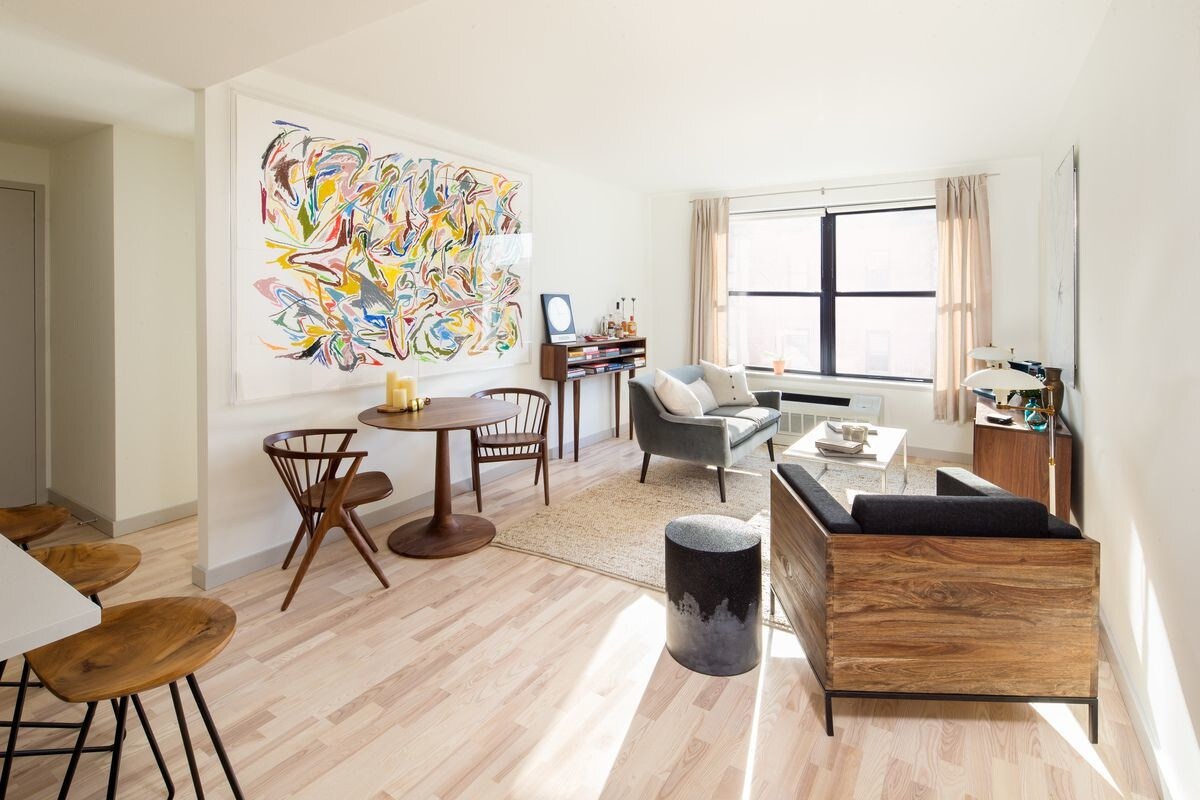 Foto principal - 1140 Manhattan Ave