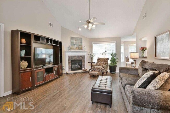 Foto del edificio - 50 Greens Ct