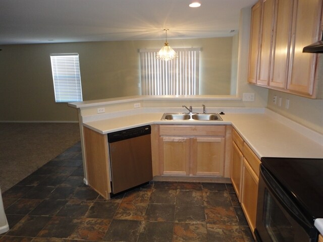 Building Photo - 201 Stagecoach Ln