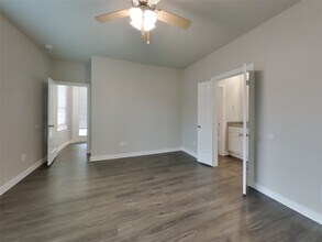 Building Photo - 5163 Klein Orchard Dr