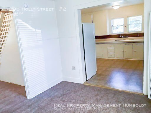 Building Photo - 2095 Holly St
