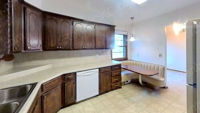 Foto del edificio - Large yard 3/1 just of Douglas!