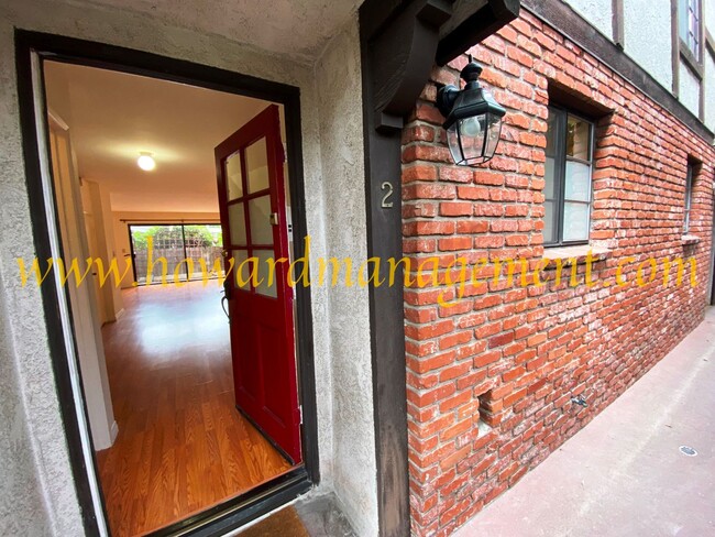 Foto del edificio - Spacious Townhouse condo with central A/C,...